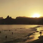 No Coracao De Ipanema - Qto E Sala Em Ipanema Otimo Para 2 Mais 2 Pessoas!